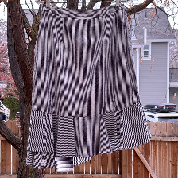 Banana Republic Striped Seersucker High Low Ruffle Hem Lined Midi Skirt size 6 - Picture 9 of 16